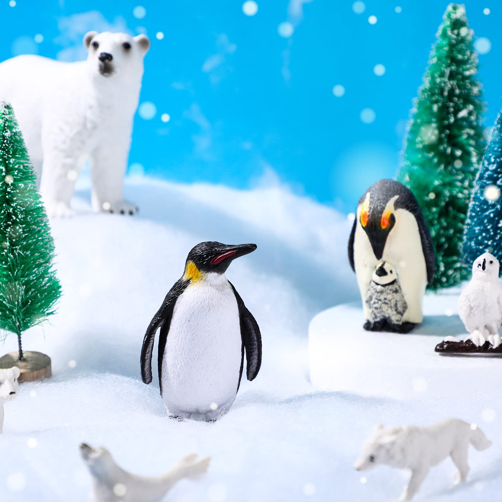 Sratte foam board: sturdy base for assembling Arctic scenes.
