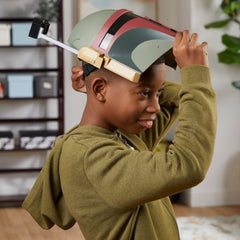 Star Wars Boba Fett adjustable strap ensures comfortable fitting for kids.