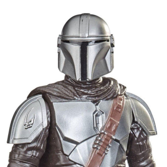 STAR WARS Mandalorian figure with 4 points of articulation for dynamic poses