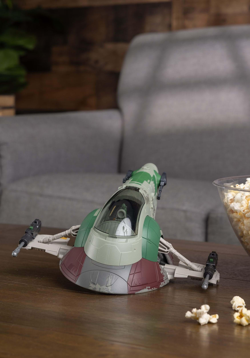 STAR WARS Mission Fleet attachable jetpack enhances Boba Fett's flight poses.