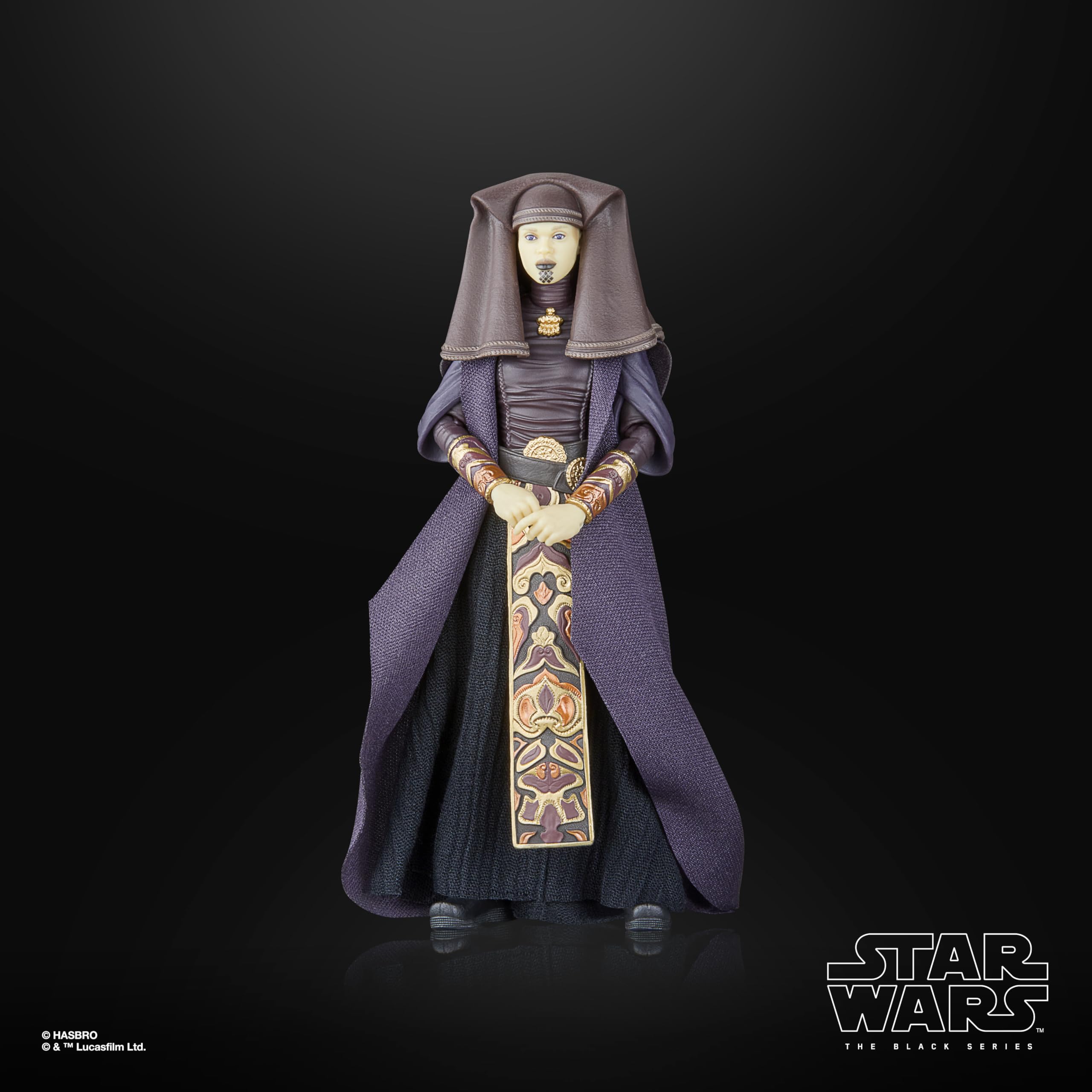 Includes lightsaber accessory for authentic Star Wars display.