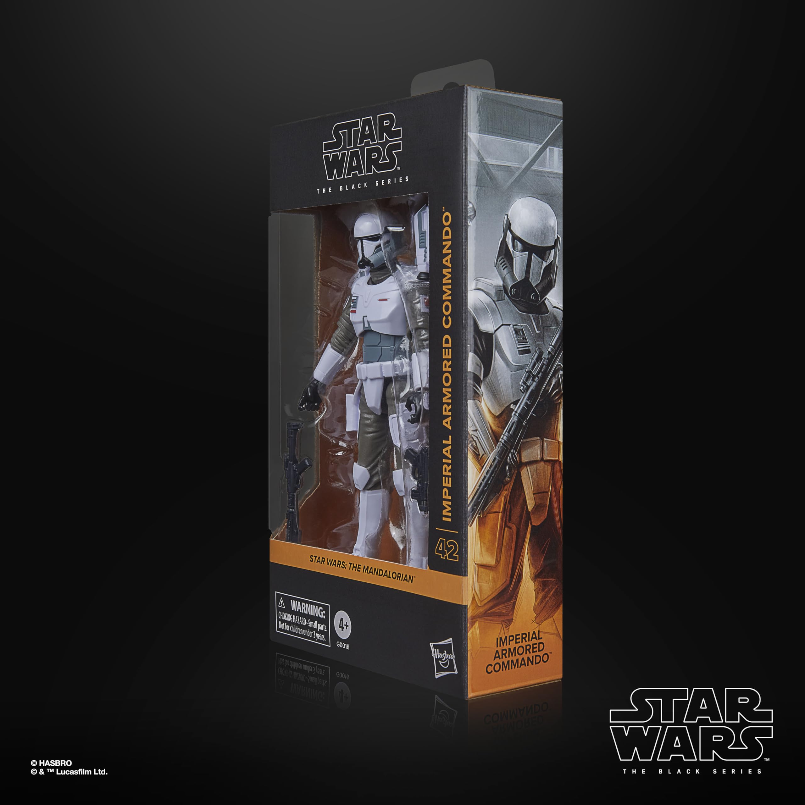 Star Wars Imperial Armored Commando packaging and accessory layout.