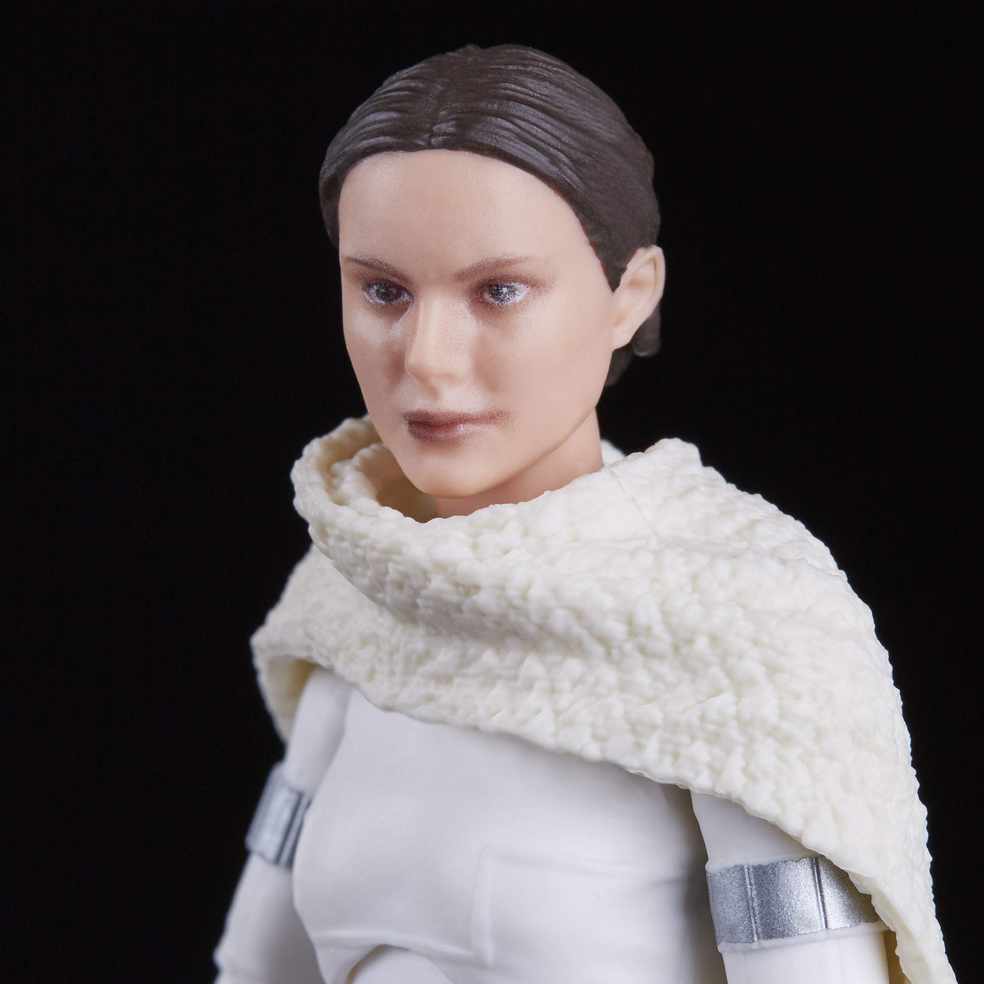 Premium articulation and detailing on Padme Amidala figure for posing