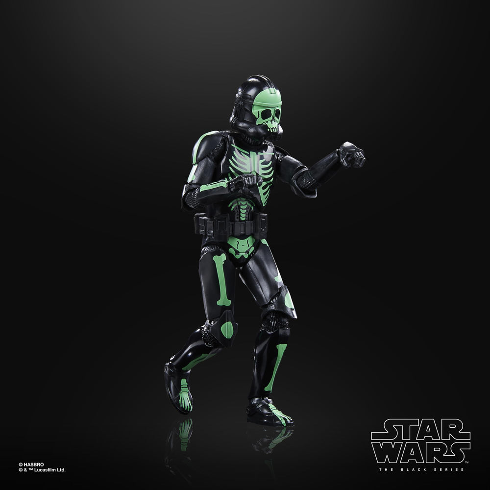 STAR WARS The Black Series highly articulated figure for poseable display