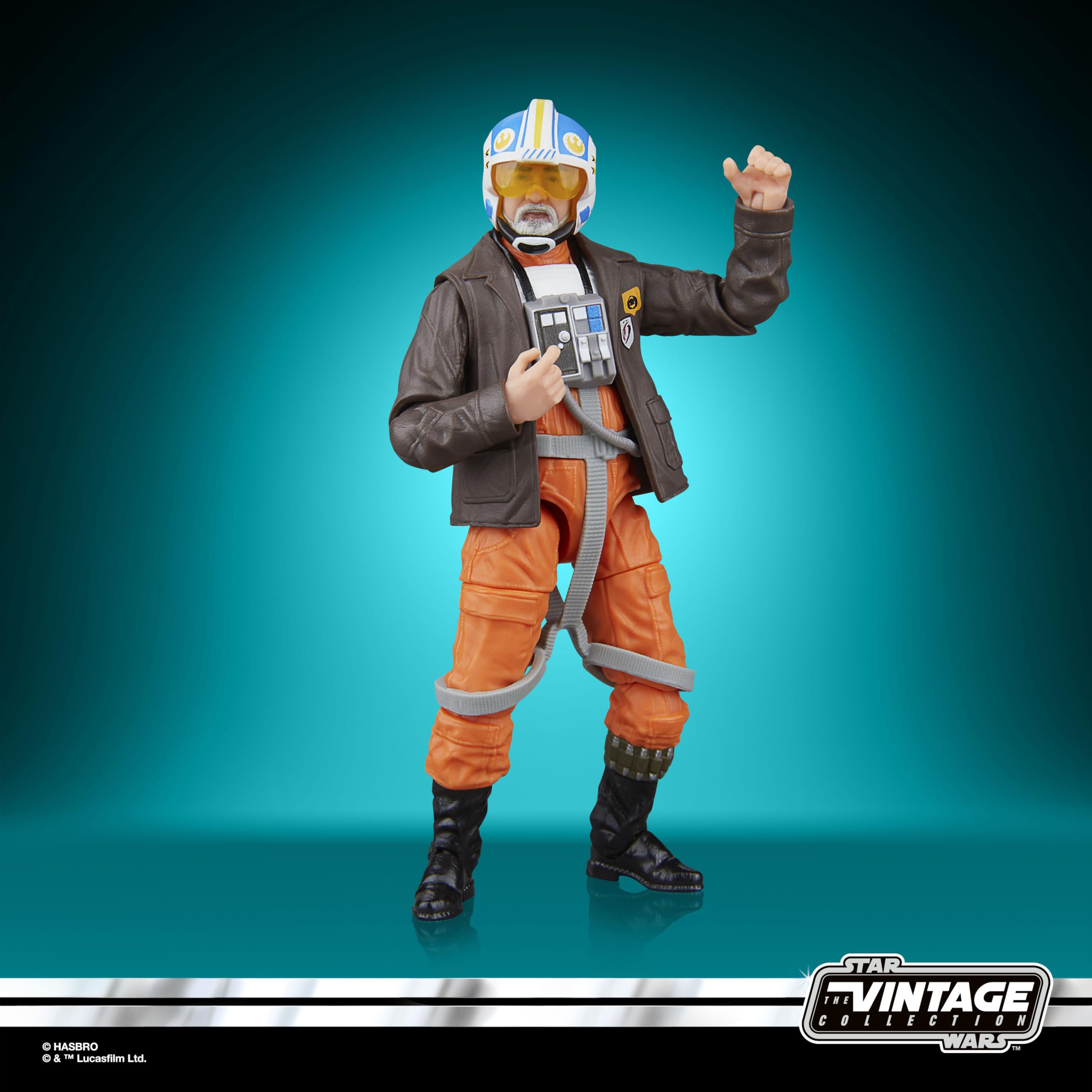STAR WARS Vintage Collection Carson Teva kenner-cardback packaging evokes retro charm.