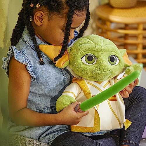 Star Wars Yoda plush ideal for bedtime stories and roleplay.