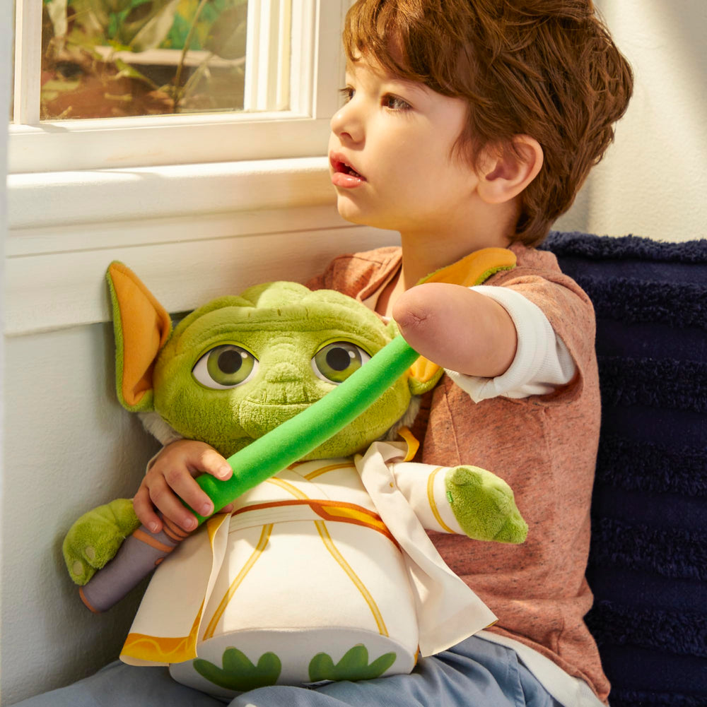 Star Wars Yoda plush soft fabric offers cozy hugs.
