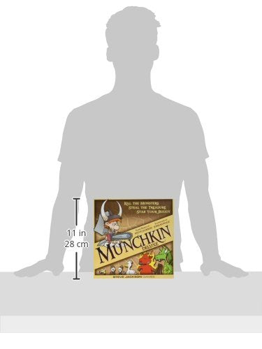 Steve Jackson Games Munchkin Deluxe card set fuels quick battles and loot collection
