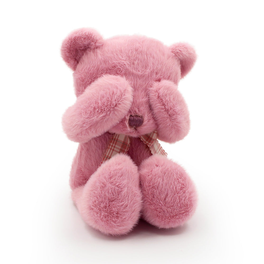 SUEPCUDDLY machine-washable fabric keeps cleanup quick after hugs