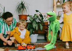 SUIYUEOUR Kermit puppet mouth action enables expressive scenes.