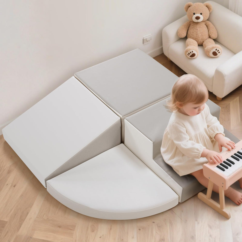 Sumbababy modular-config offers various play layouts in small spaces