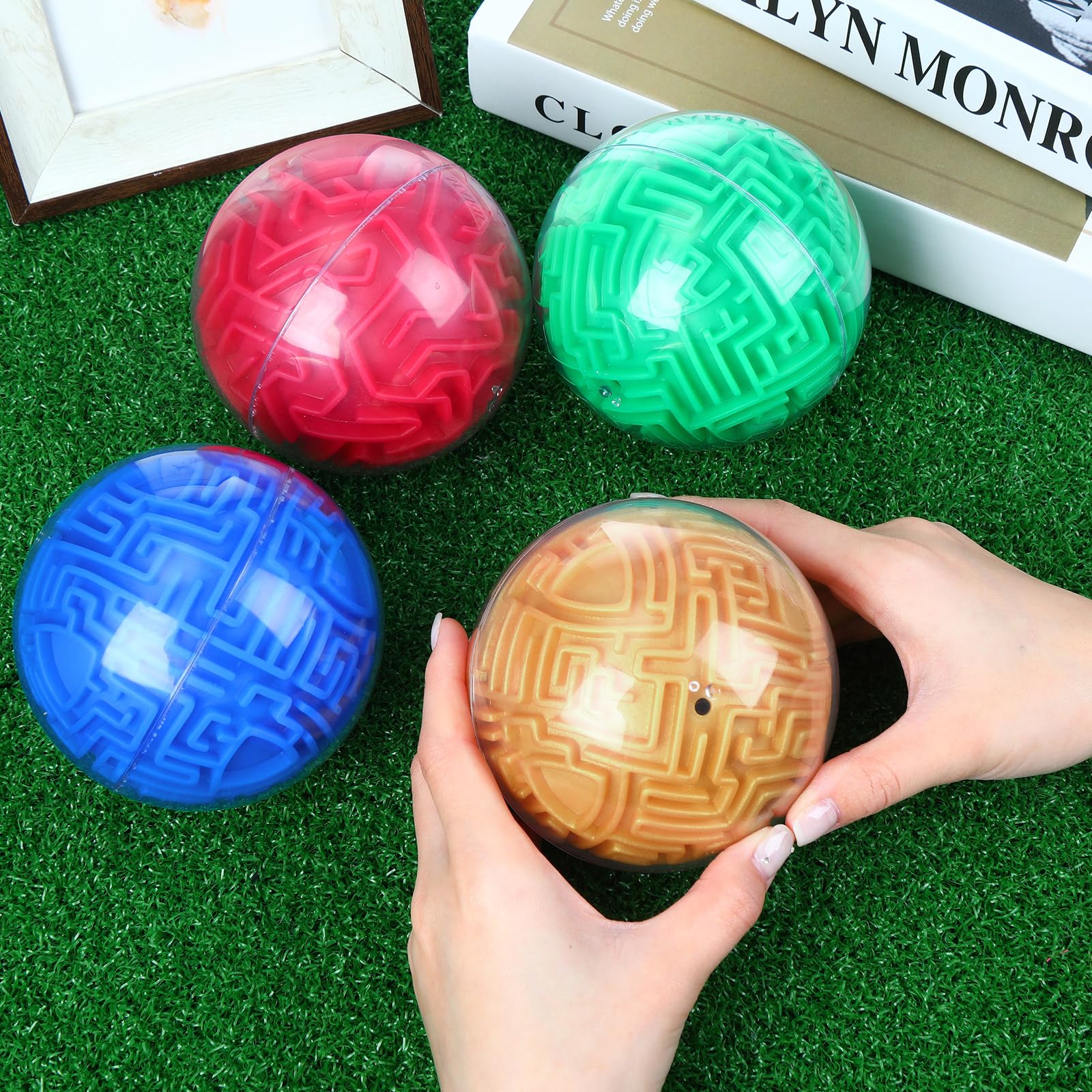 Sumind 4Pcs 3D maze ball set with different diameters for varied challenges