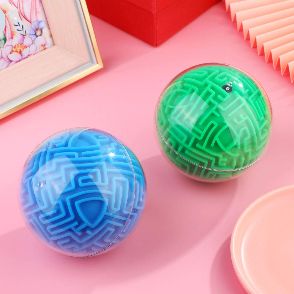 Sumind maze ball puzzle-in-action demonstrates interactive problem solving for adults