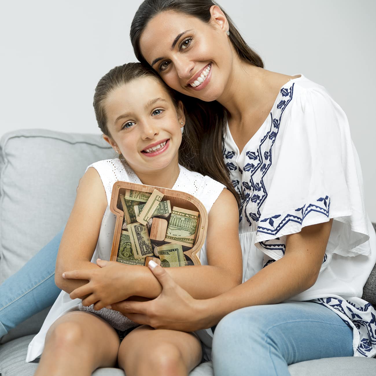 SummiDate piggy bank with a thick, stable base for safe use
