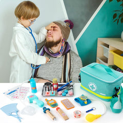 Sundaymot doctor kit in action for confident pediatric check-ups
