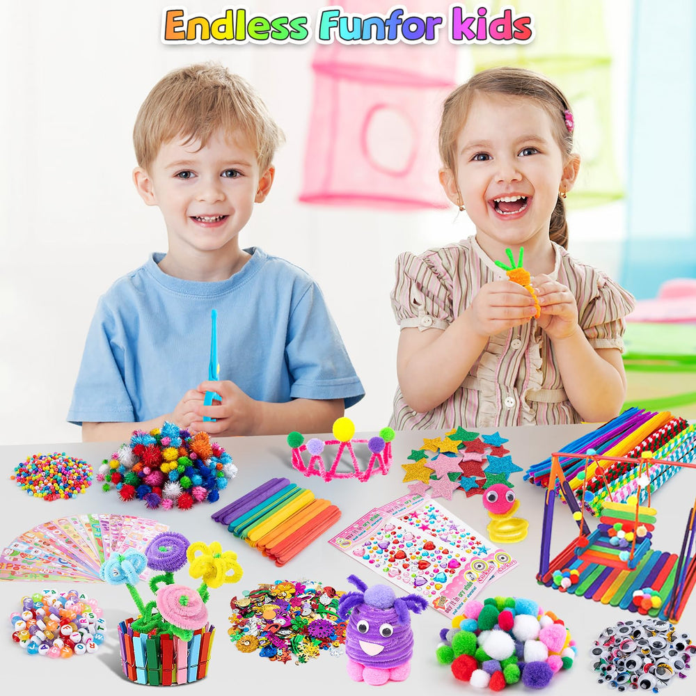 Sundaymot Fuzzy Sticks close-up highlights soft, colorful strands for imaginative play.