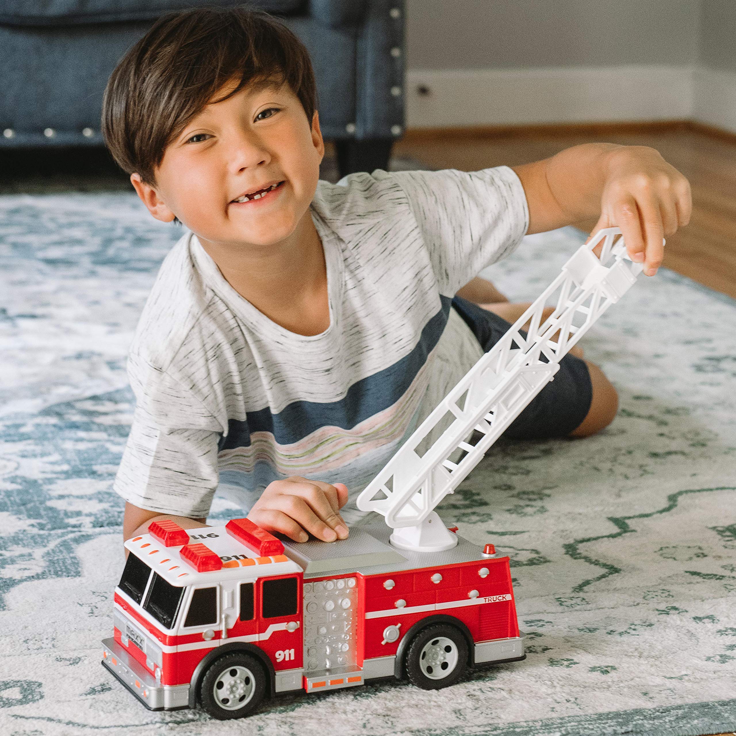 Detailed cab on Sunny Days Maxx Action firetruck supports authentic firefighter role-play.