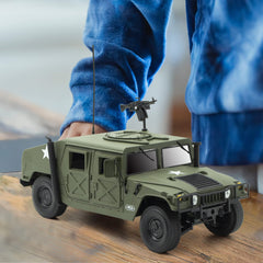 Supdex 1:18 military truck with dampers and detailed features for realism.