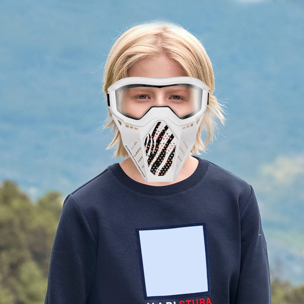 Packaging includes branded Surper 2-pack masks in black and white