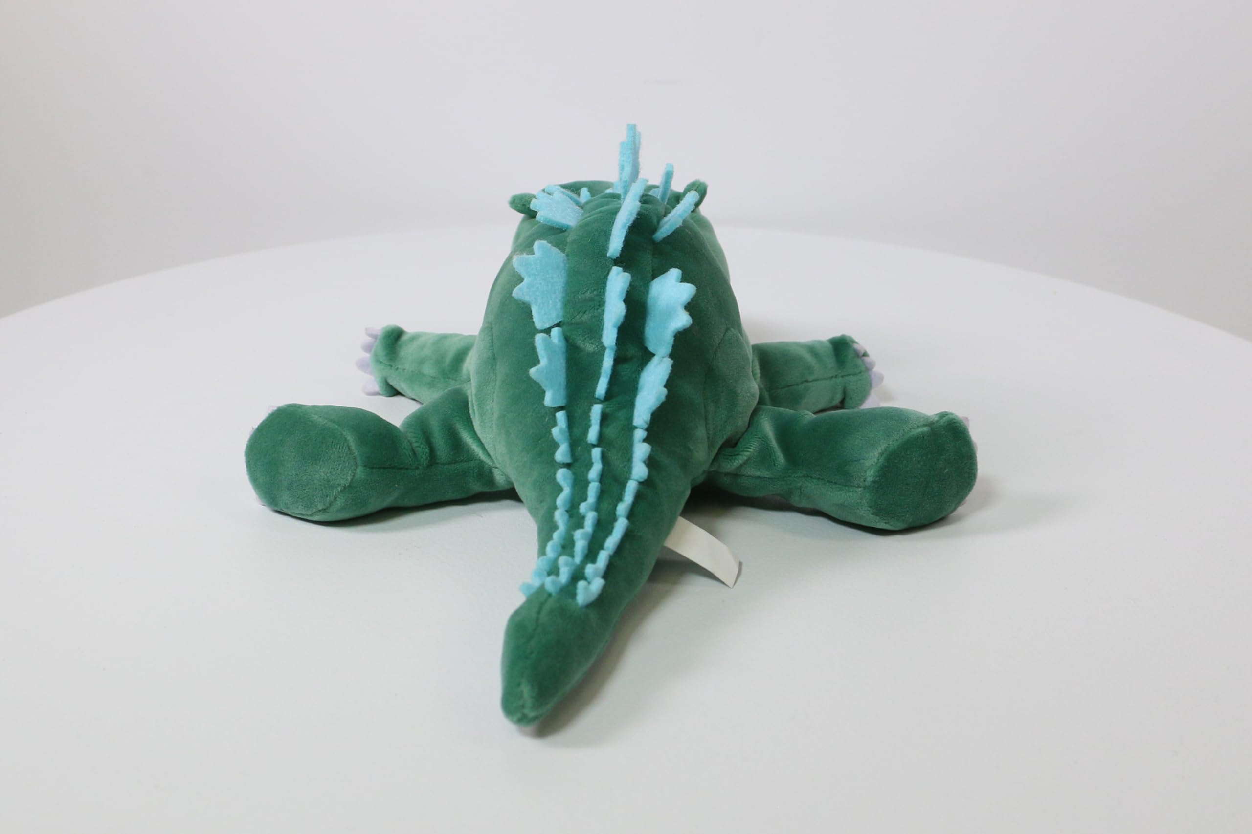 Surreal Entertainment Godzilla plush signature spines detail for authentic Kaiju display.