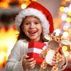 SuzziPals Giraffe Plush – kid-friendly design for children and adults.