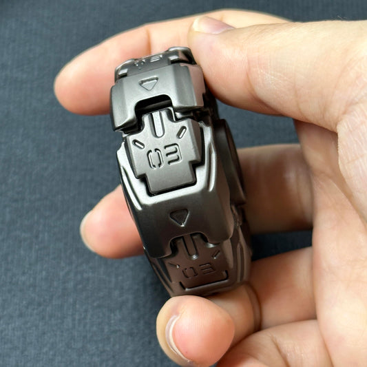 T-Conceal EDC knight-gray zinc alloy top, durable tactile focus aid.