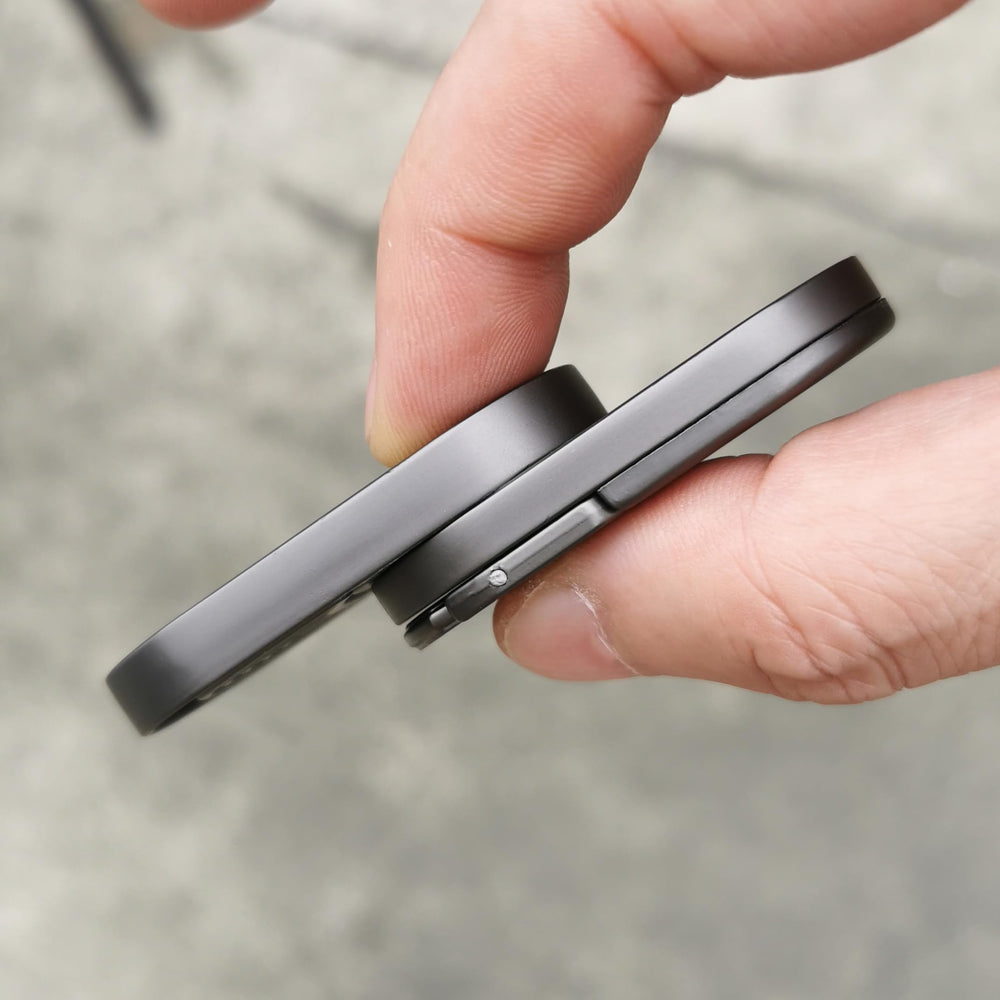 T-Conceal EDC slider metal-surface close-up highlights craftsmanship