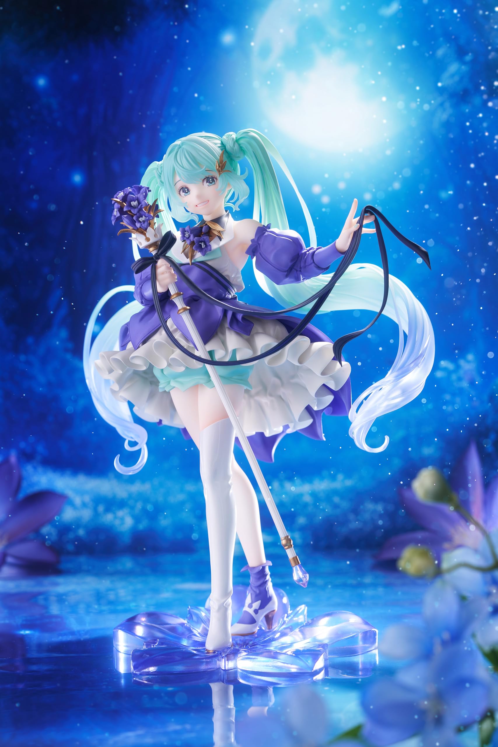 Packaging and display-ready setup for the Taito Hatsune Miku AMP+ figure