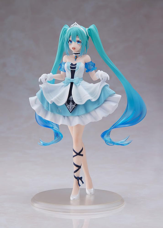 Taito Hatsune Miku Wonderland Cinderella face close-up showing detailed painting