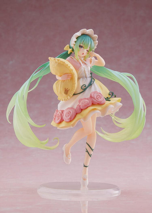 Taito Hatsune Miku Wonderland figure on base stand, perfect for display and collection.