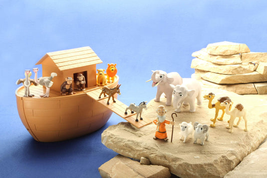 TaliCor floating ark image supports bath-time play and storytime adventures.