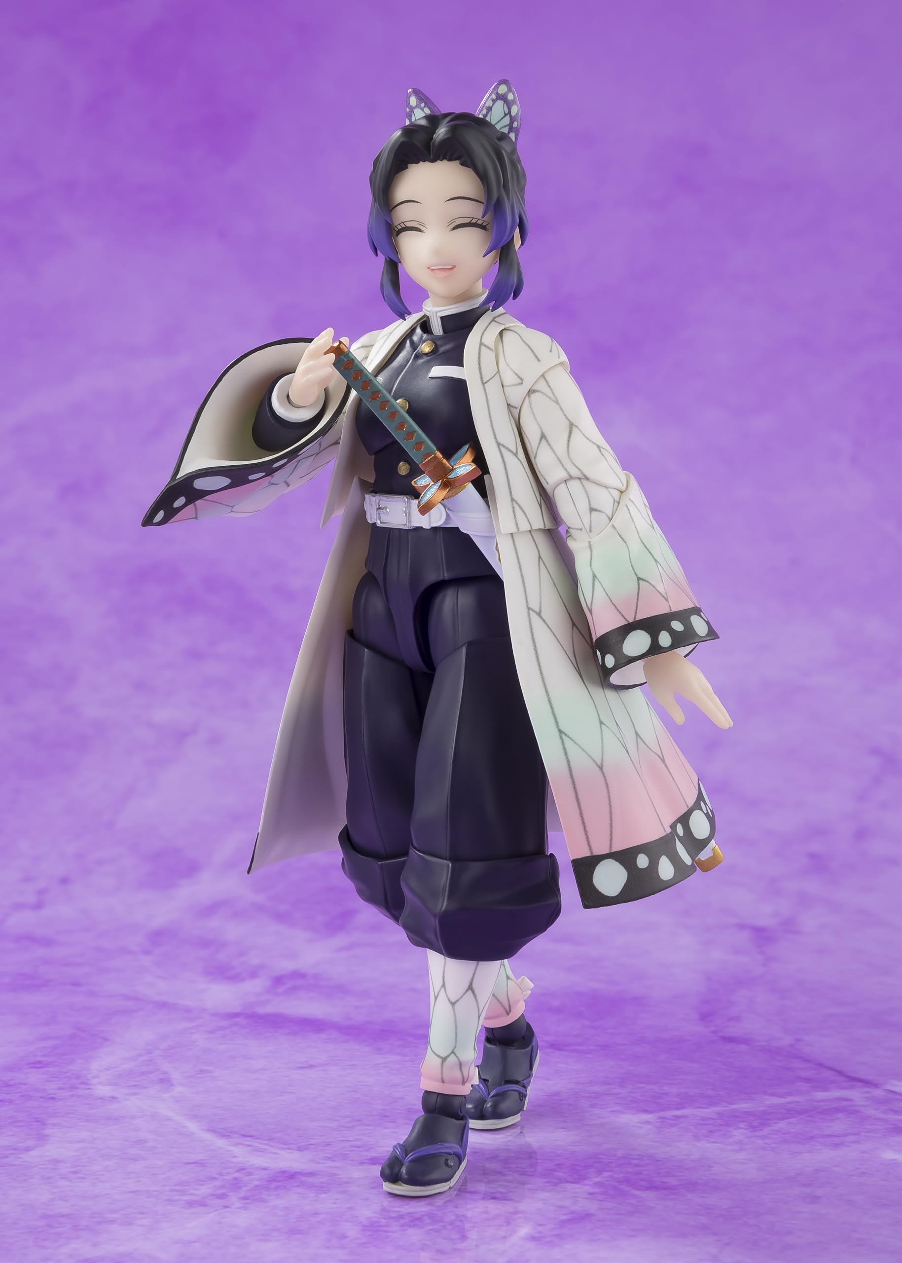 Tamashii Nations Shinobu Kocho interchangeable hands offer versatile posing