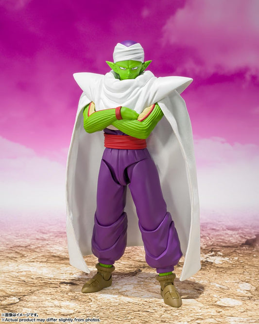 Replacement wrist parts for Piccolo DAIMA figure enabling varied poses.