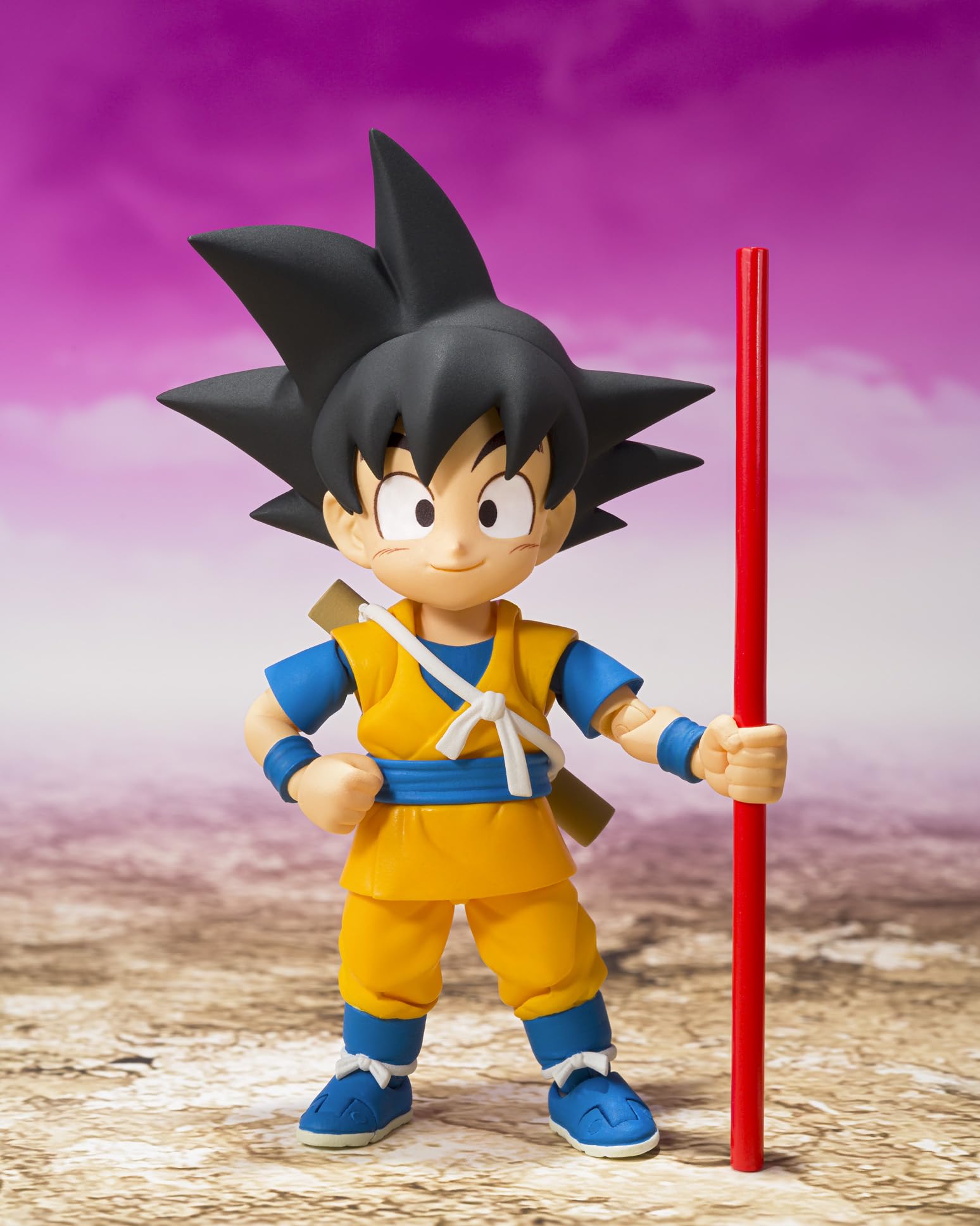 TAMASHII NATIONS Dragon Ball DAIMA Son Goku mini figure in dynamic pose for action scenes