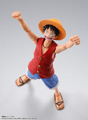 TAMASHII NATIONS Luffy Romance Dawn S.H.Figuarts optional hair for customized look.
