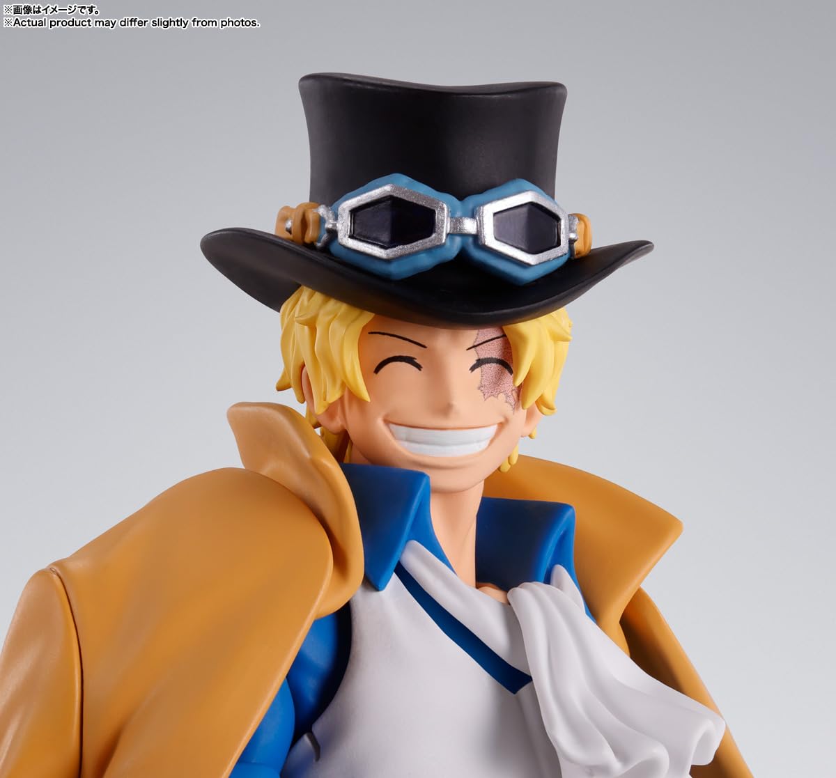 TAMASHII NATIONS bonus Luffy parts included for display synergy.