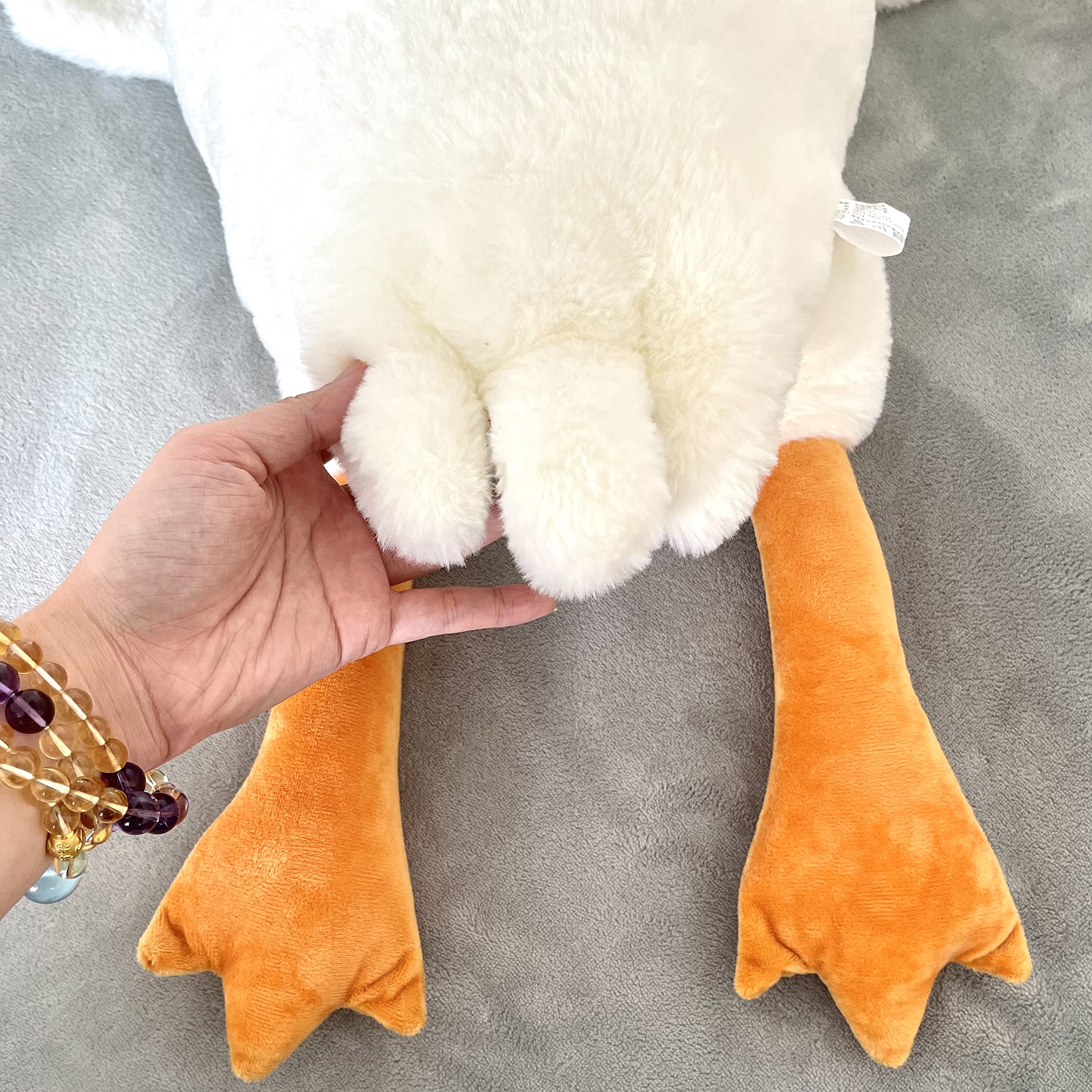 Tanha Goose Plush bedtime companion for calm evenings.