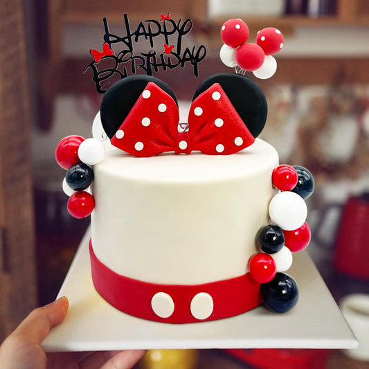 Tarocynn bows and ears close-up highlighting whimsical details for kid-friendly celebrations.