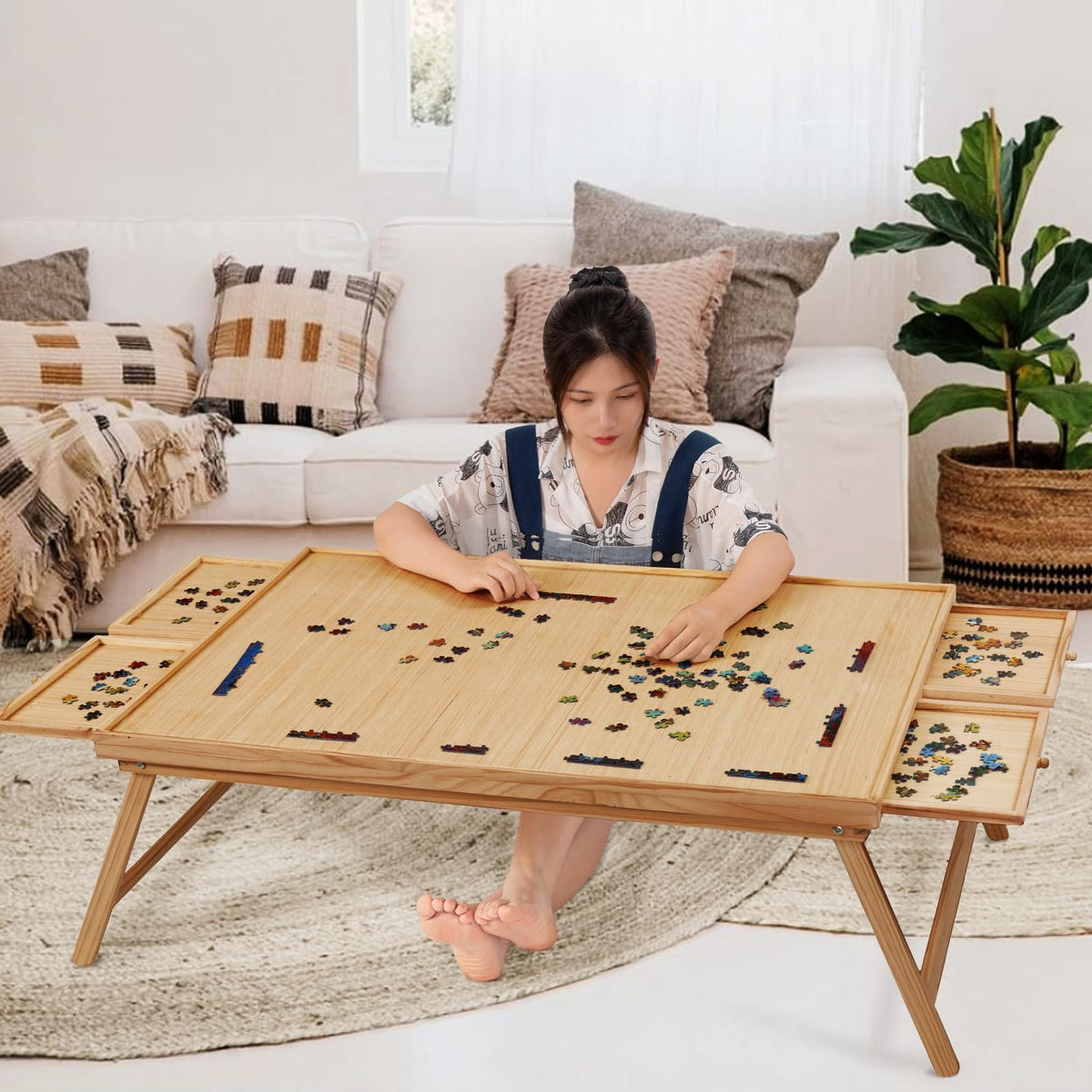 TEAKMAMA puzzle board with 4 drawers keeps pieces organized during play