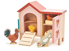 Tender Leaf Toys ramp and coop entry for easy, kid-friendly access