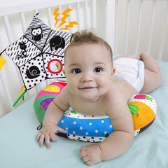 Teytoy crinkle mat teether set engages senses and teething exploration.