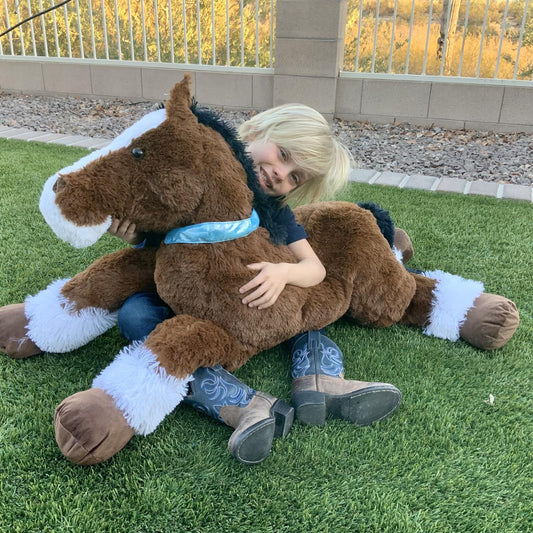 Tezituor chocolate plush horse toy with reins for imaginative play