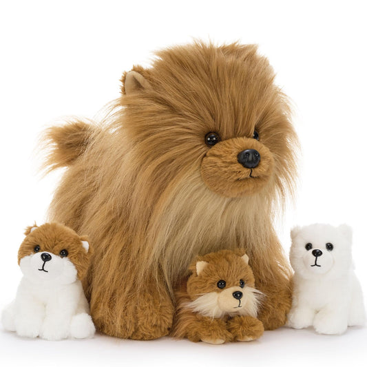 Tezituor Pomeranian family plush set in a cozy display for collectors and kids