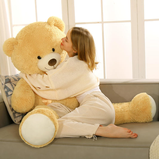 Tezituor soft plush fur emphasizes inviting touch and comfort.