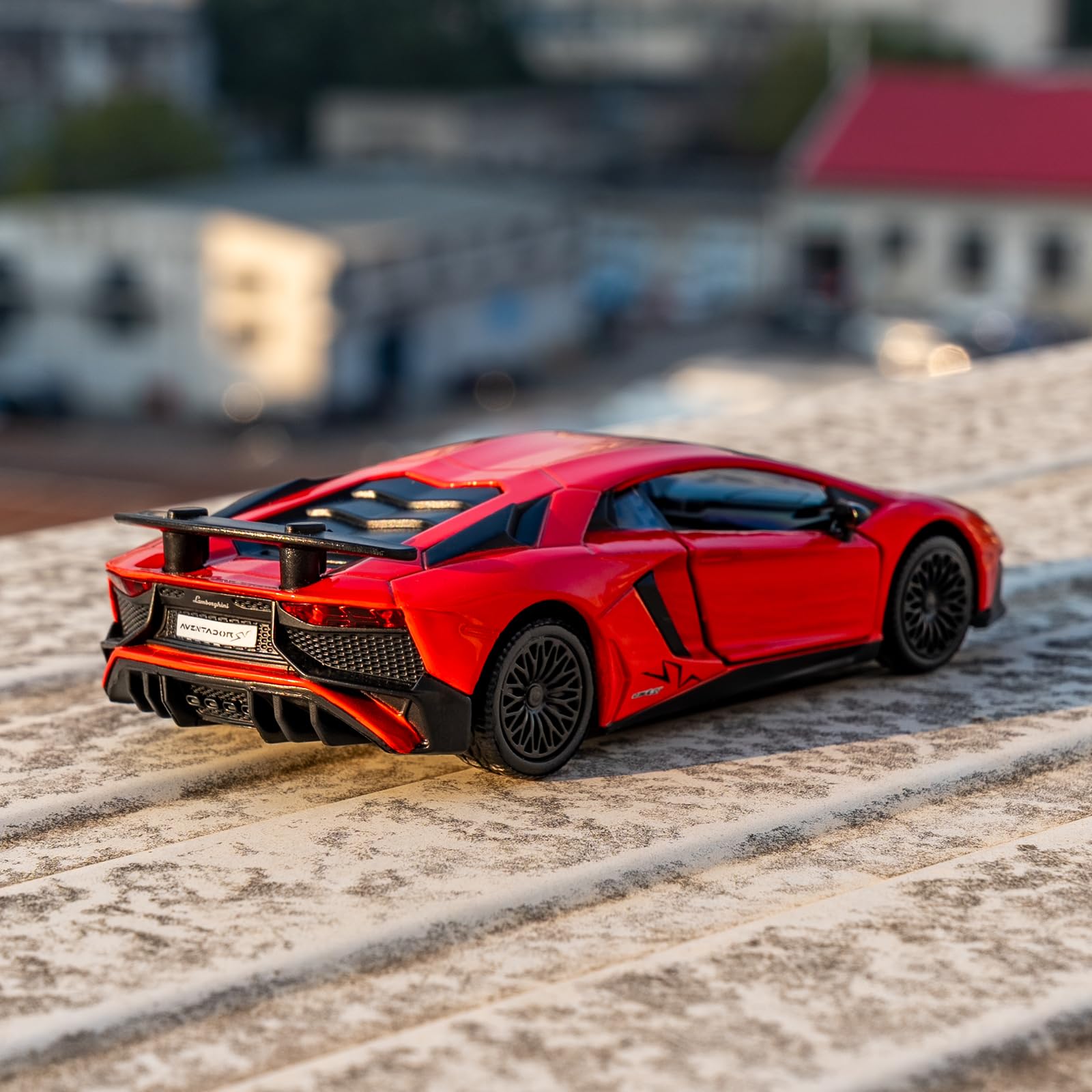 TGRCM-CZ Aventador 1/36 decorative display and kid-friendly play.