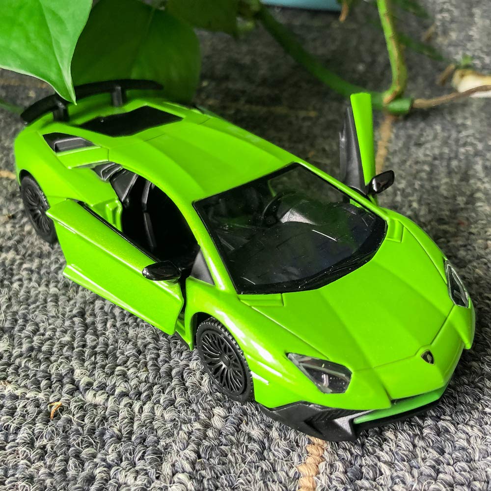 TGRCM-CZ zinc alloy toy car, durable construction for lasting display and gifts.