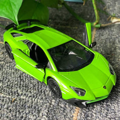 TGRCM-CZ zinc alloy toy car, durable construction for lasting display and gifts.
