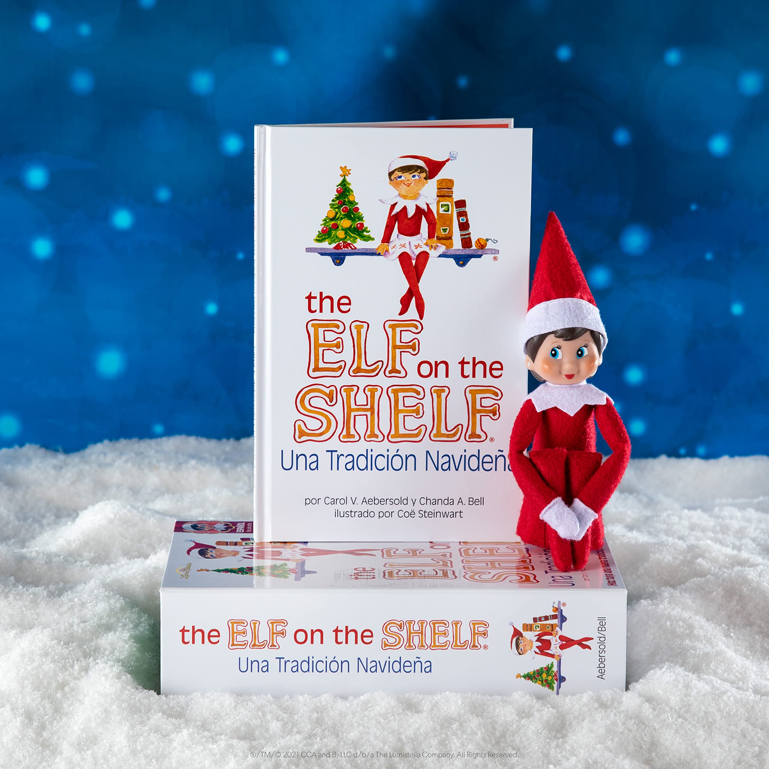 The Elf on the Shelf Spanish book open pages showcase vivid colors for curious readers