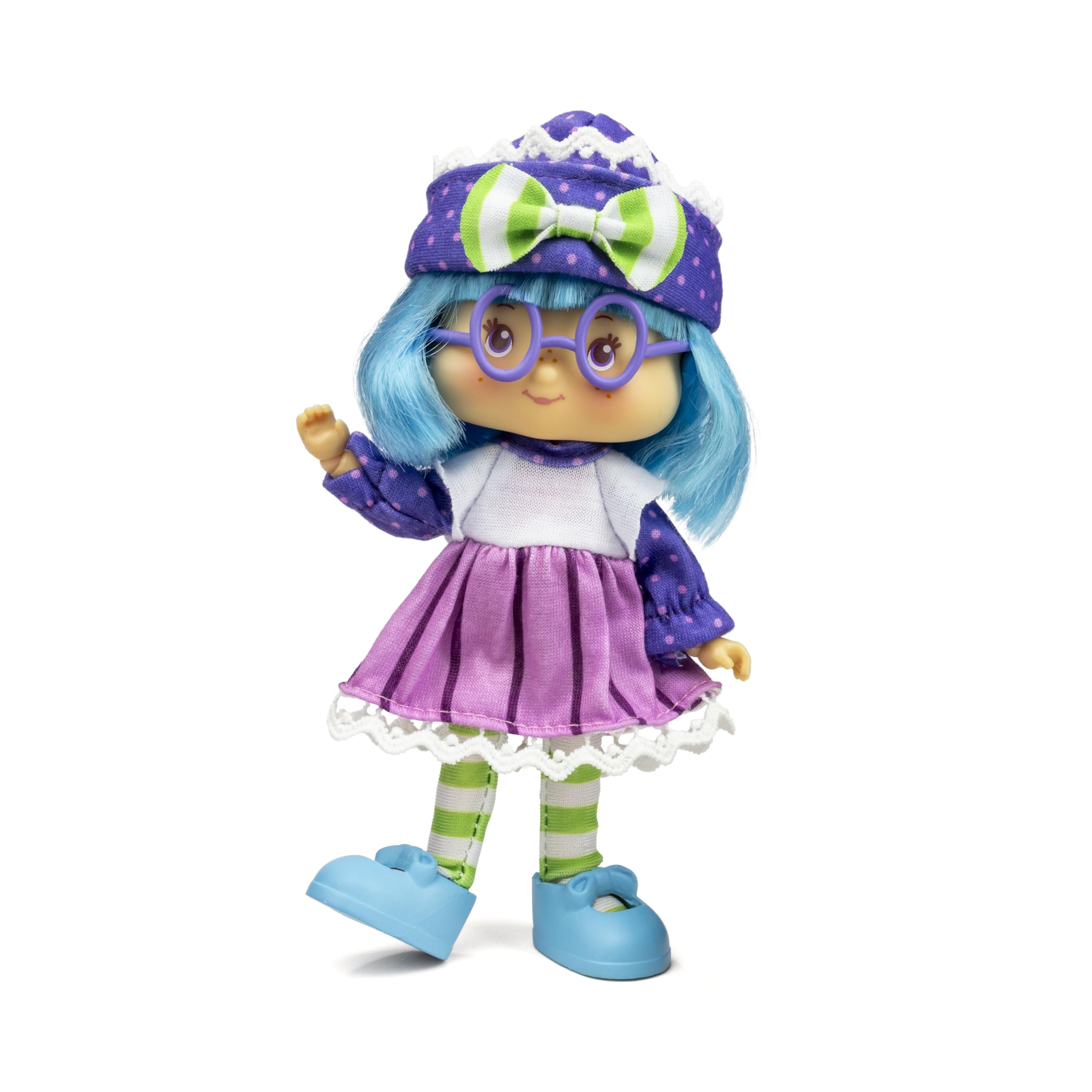 29 points of articulation boost expressive posing for Plum Pudding.