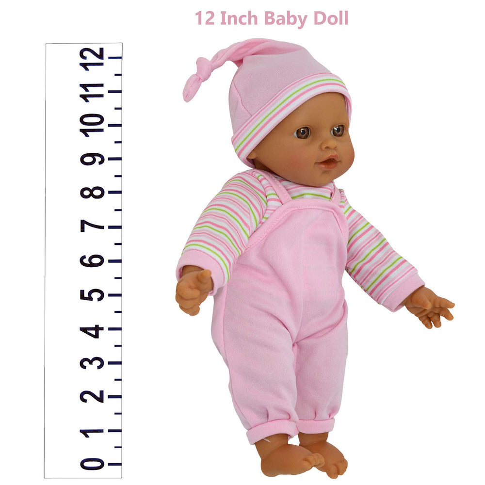 The New York Doll Collection pacifier included supports easy, soothing pretend feeding.